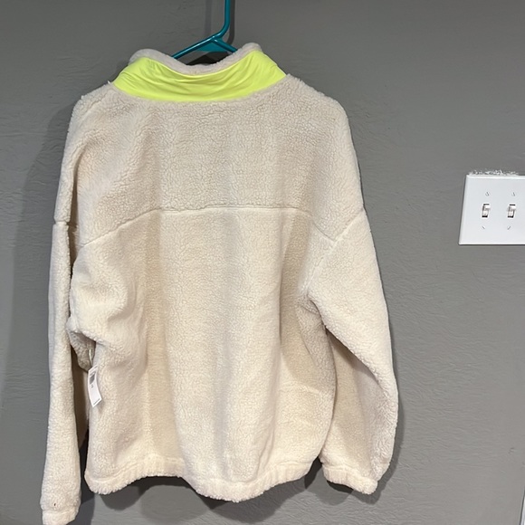 New Old Navy fleece with neon yellow accents - Picture 2 of 2